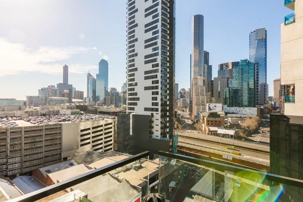 Mj Shortstay Apartments - Platinum Tower Melbourne Exterior photo